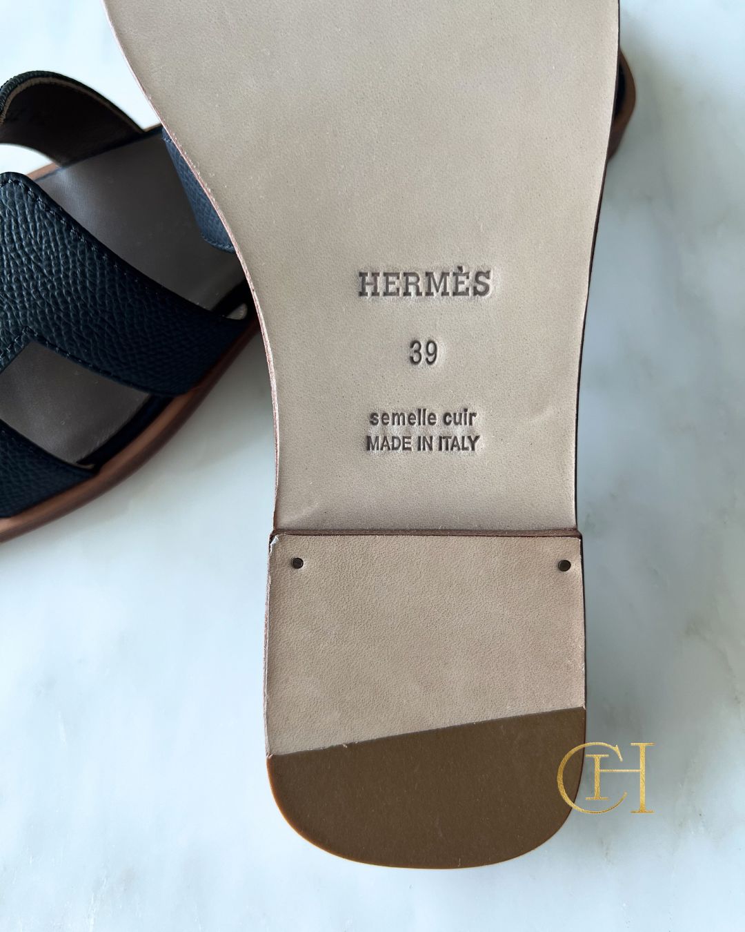 Oran — тиснение Hermès Paris